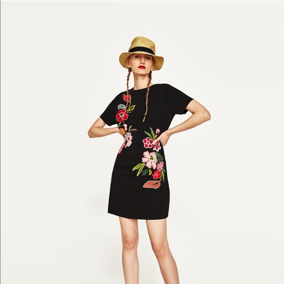 Zara Dresses & Skirts - 🛍SOLD🛍 Zara Rubberish Dress